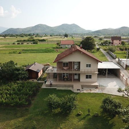 Eko Apartmani Krackovic Golubovci 外观 照片