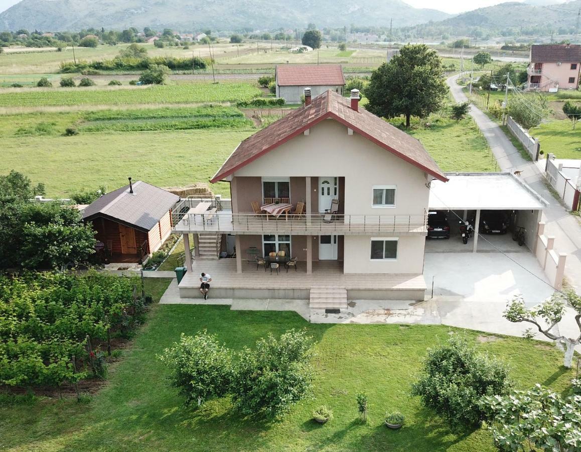 Eko Apartmani Krackovic Golubovci 外观 照片