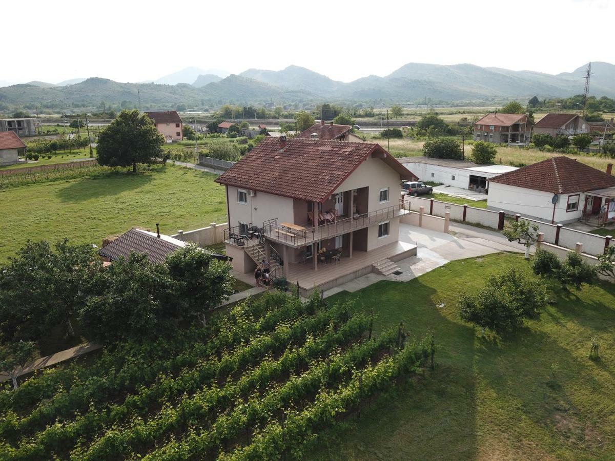 Eko Apartmani Krackovic Golubovci 外观 照片