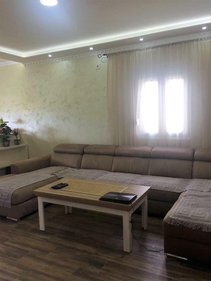 Eko Apartmani Krackovic Golubovci 外观 照片
