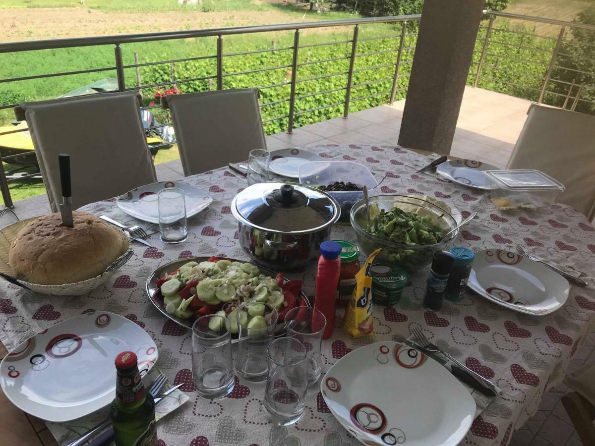 Eko Apartmani Krackovic Golubovci 外观 照片