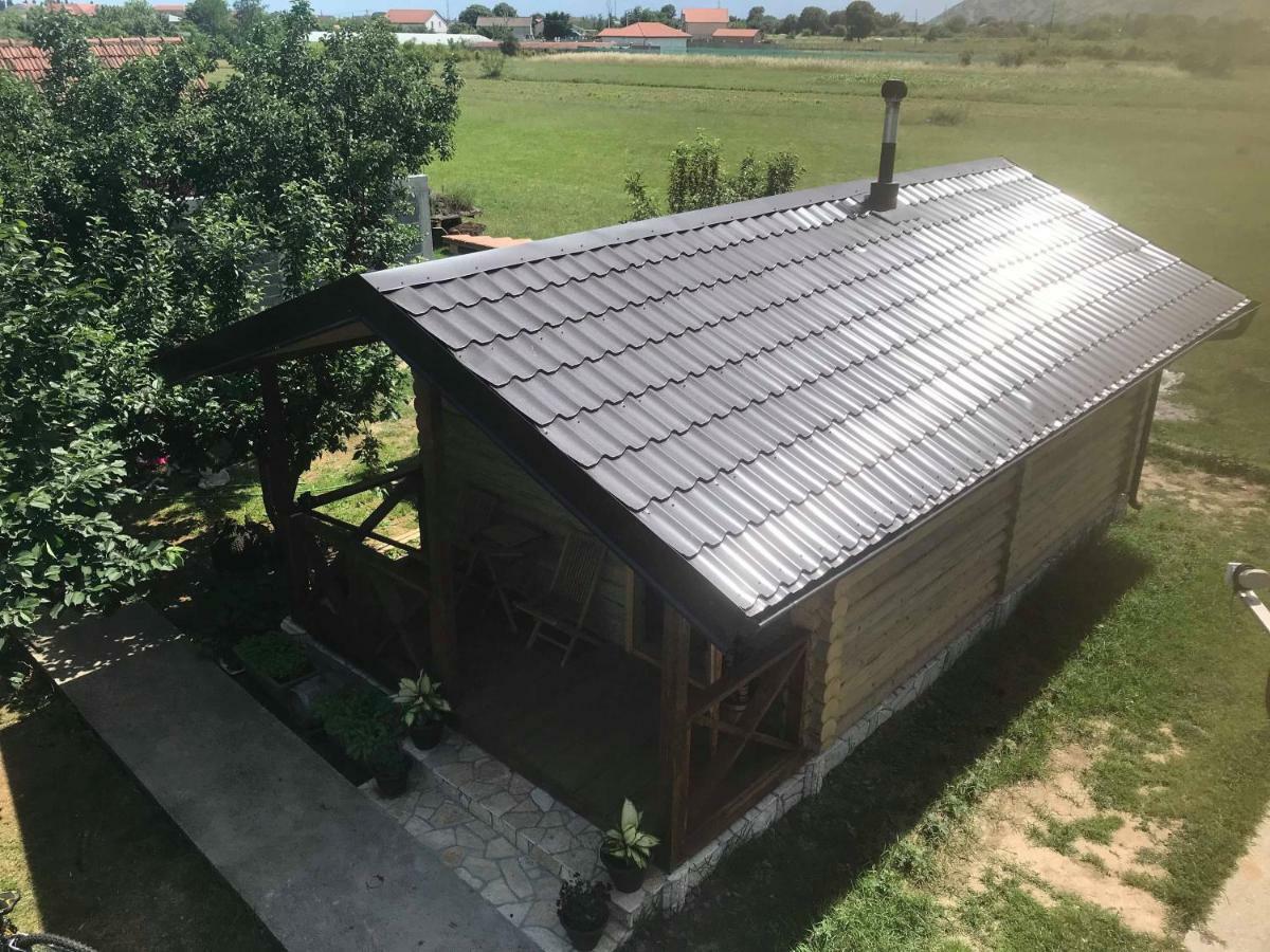 Eko Apartmani Krackovic Golubovci 外观 照片
